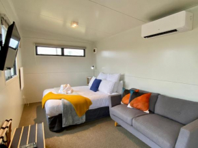 Stunted Totara, Unit 3